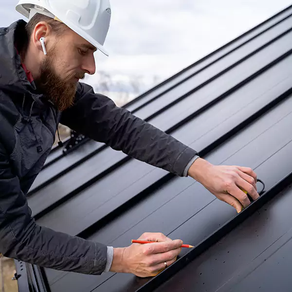 Why Racine Property Owners Choose Racine Roofing Pro for Tin Roof Repair service?